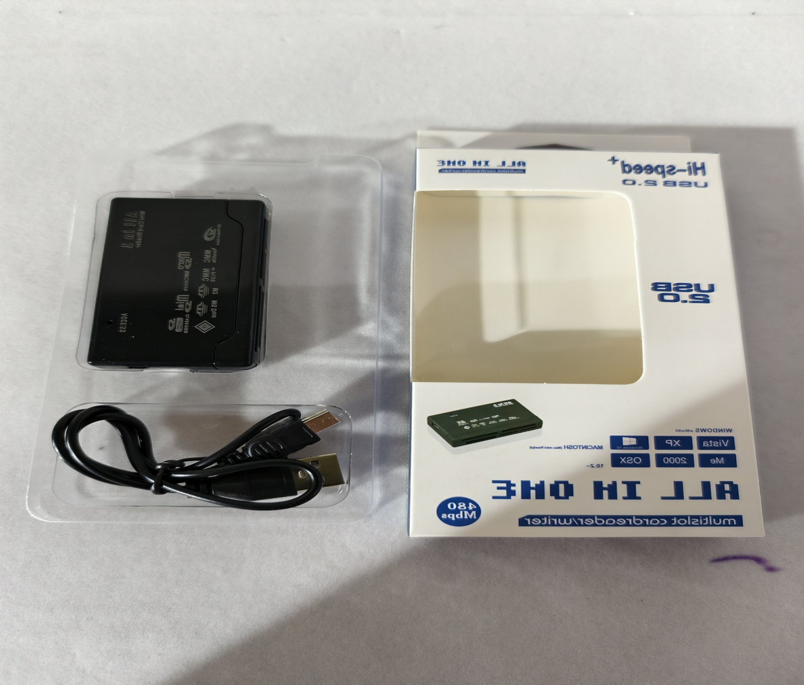    LECTOR DE MEMORIA MULTIPLE GRANDE CON PACKING JG-CARDREADER